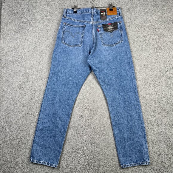 Levis Premium Jeans Womens 30x30 Medium Wash Original Fit 100% Cotton Button Fl - Picture 4 of 15